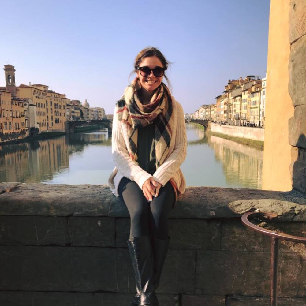 Meet your Posher, Claudia